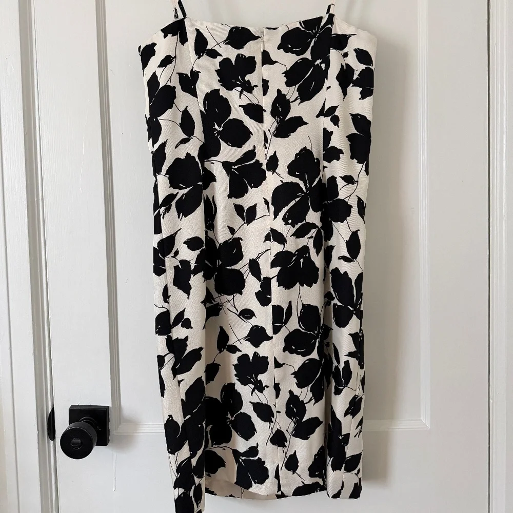 Ann Taylor Black and White Floral 100% Silk Shiftdress Size 4?: Preppy, Abstract - Picture 5 of 10
